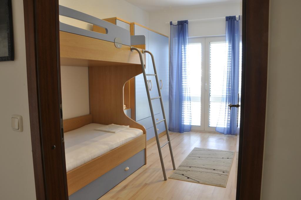 Villa Flora Kaštela Zimmer foto